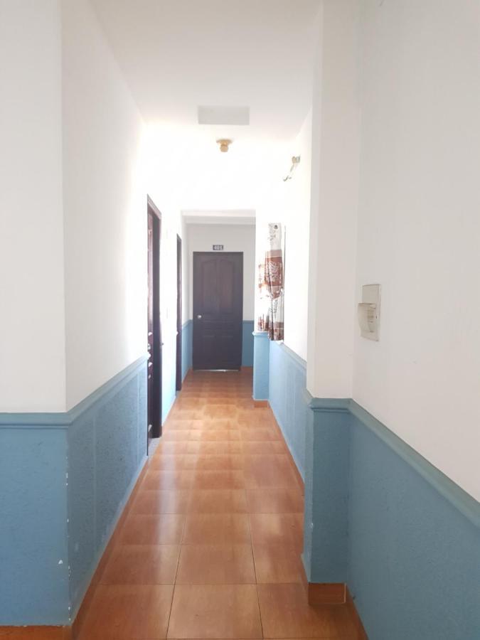 Van Thanh Dat Hotel Thành Pho Ho Chí Minh Esterno foto